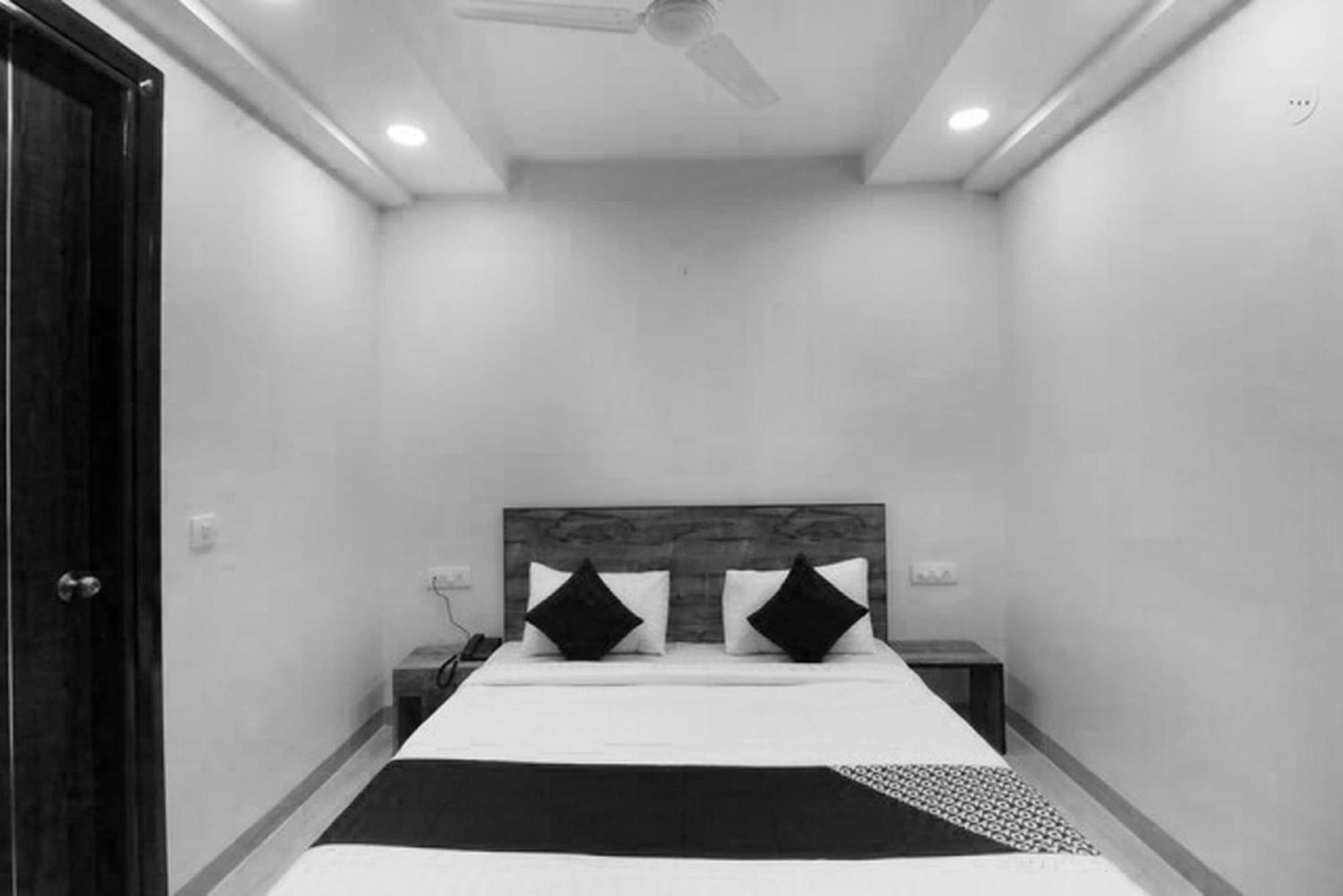 גורגאון Super Hotel O Comfort Residency Near Artemis Hospital מראה חיצוני תמונה
