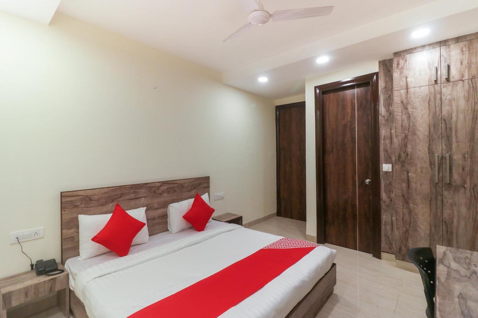 גורגאון Super Hotel O Comfort Residency Near Artemis Hospital מראה חיצוני תמונה