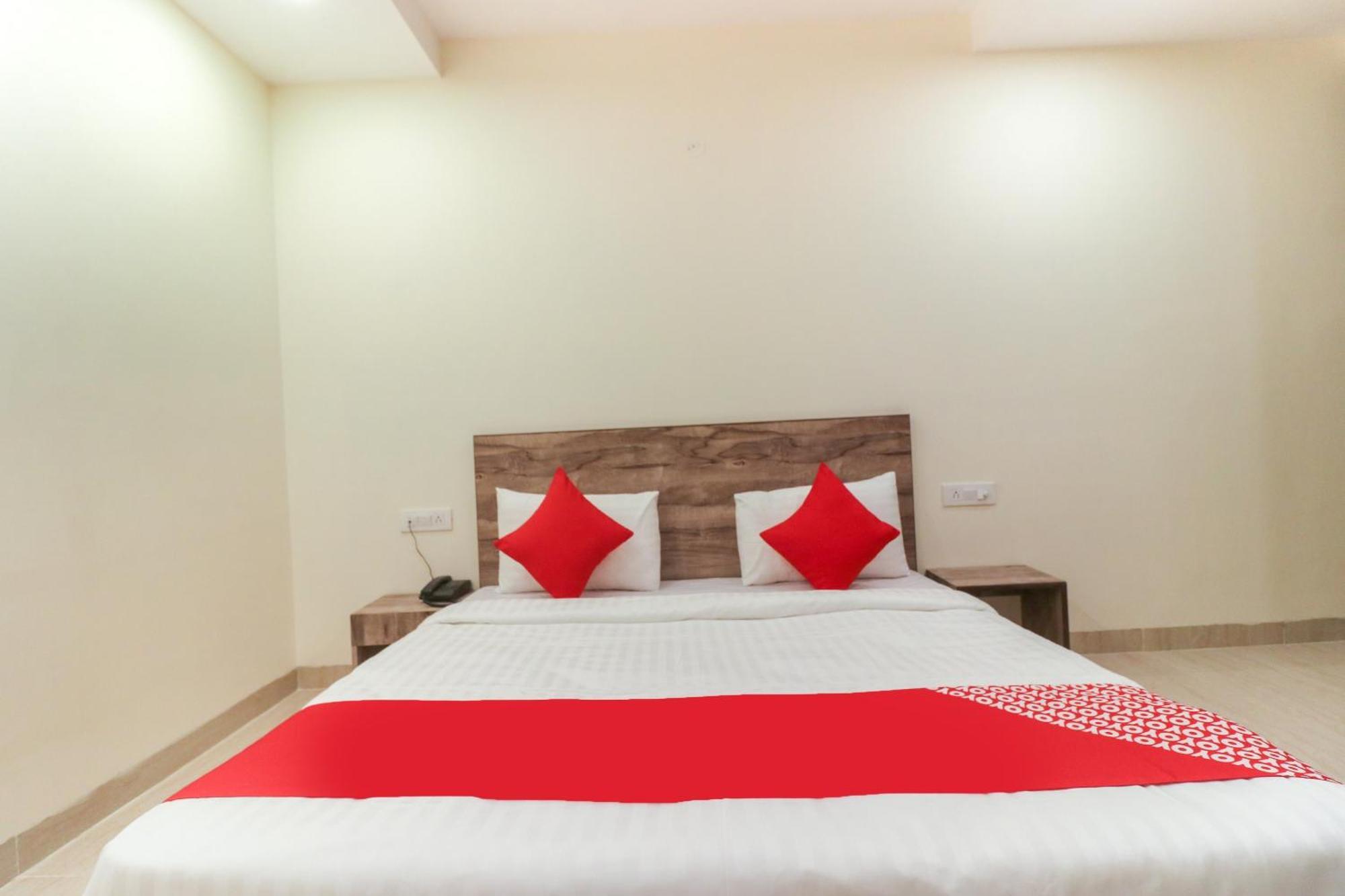 גורגאון Super Hotel O Comfort Residency Near Artemis Hospital מראה חיצוני תמונה