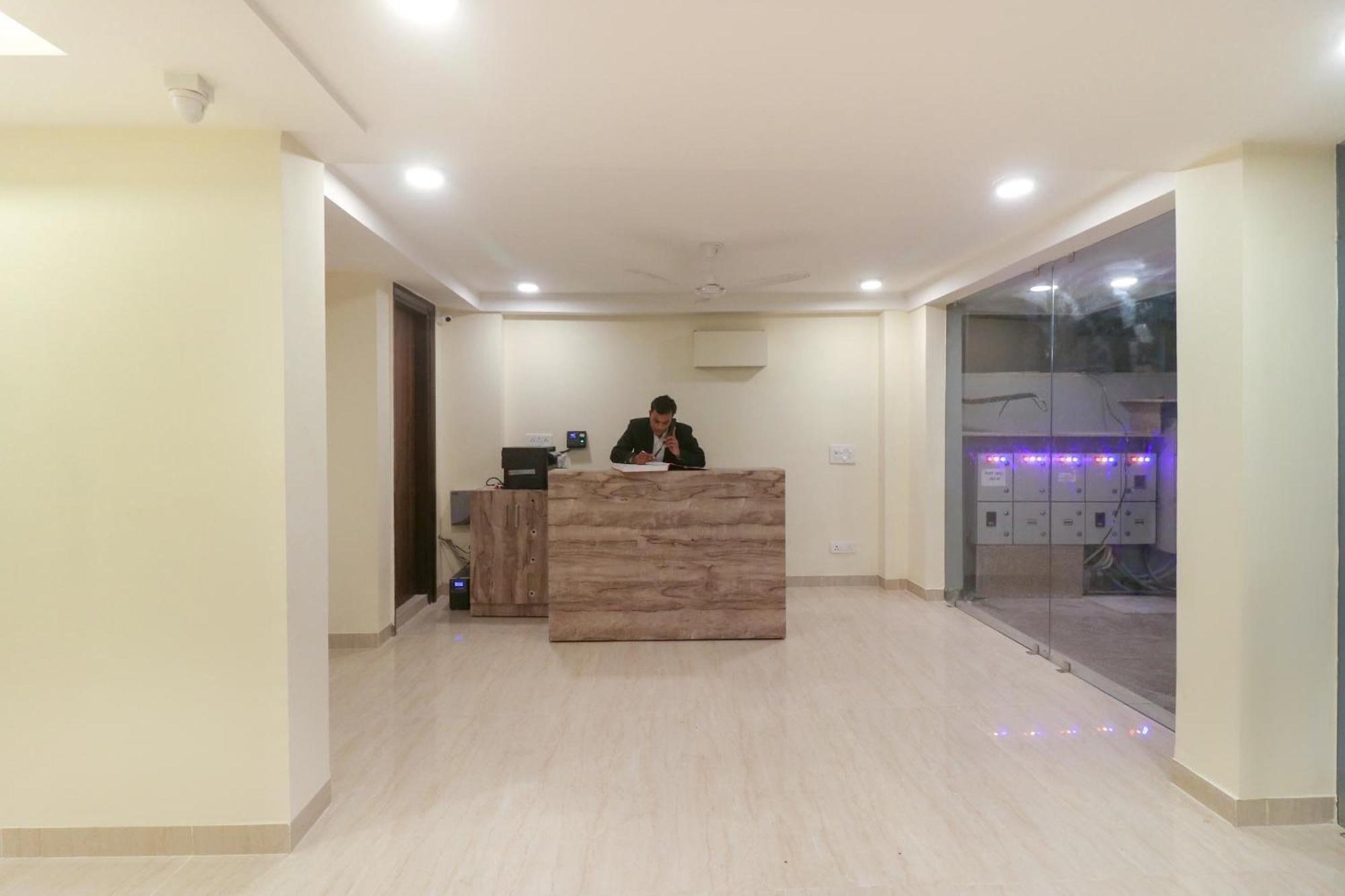 גורגאון Super Hotel O Comfort Residency Near Artemis Hospital מראה חיצוני תמונה